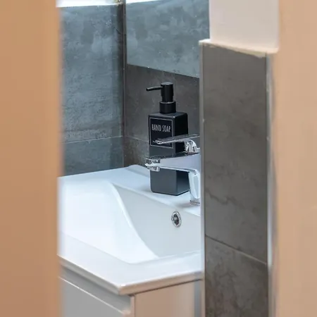 Appartement Luna 30 - Historic Heart With A View- Italywego *