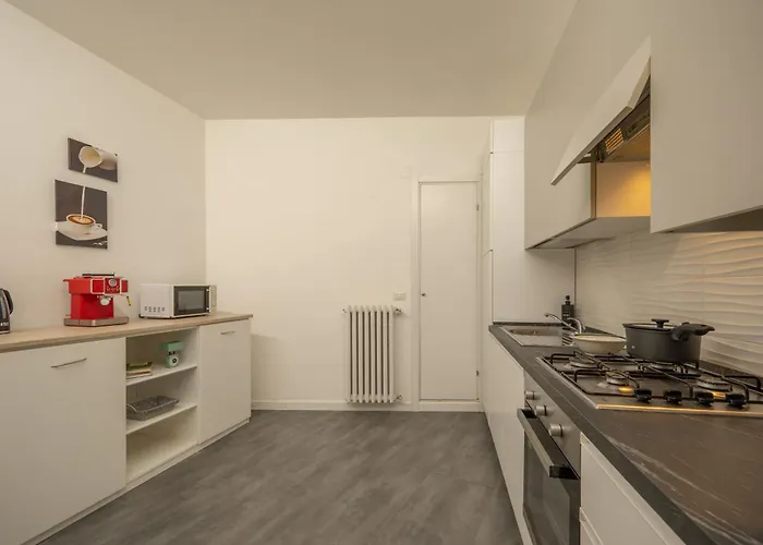 Luna 30 - Historic Heart With A View- Italywego Appartement