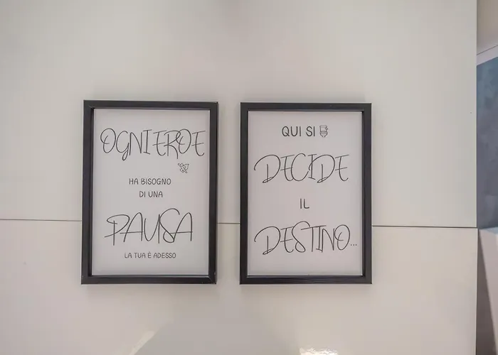 Luna 30 - Historic Heart With A View- Italywego Appartamento *