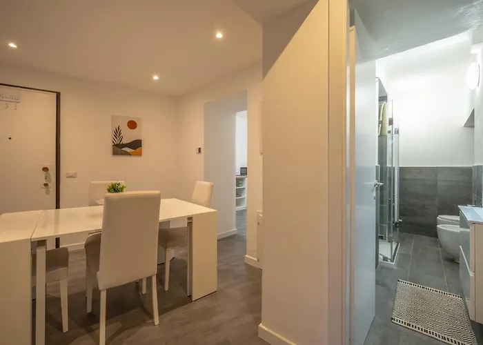 Luna 30 - Historic Heart With A View- Italywego *