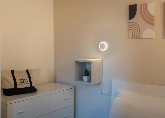 Luna 30 - Historic Heart With A View- Italywego *